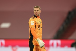 星空体育官方入口-卡恩盛赞诺伊尔：即使在40岁的年纪，他依然能奉献世界级的表现